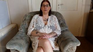 Sunny Moonshine - Wow was mache ich da nur - Zeige euch echt meine Pussy 720P - Amateur-1
