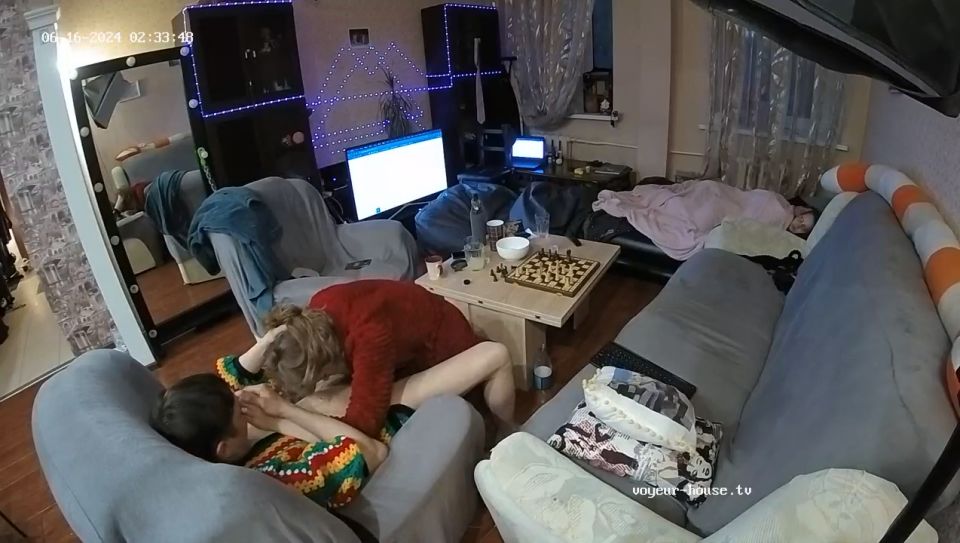Voyeur-House - Henry Shelia Sex In Kitchen And Lr 2024-06-16 Cam2 - HD 720P