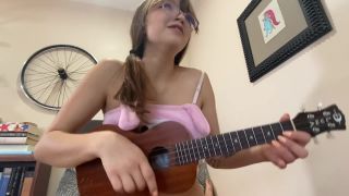 Ble Godshark - Honey Hayes-Playing Ukulele and Fucking-6