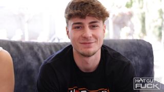 6207 Asian Teen Wanted To Try All American Body Builder Cock-8