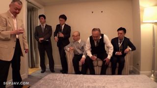ReducingMosaic BLK-380 金持ちの資産家オヤジが参加デキるイっても止めない腰振り騎乗位追撃中出し乱交パーティー AIKA-4