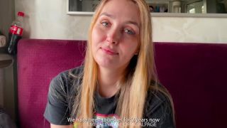 Alina Rai - Wife Cheating In Train Ultra HD/4K - Sexwife cuckold-2