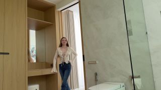 [K2S.CLUB] Sweetie Fox (MoonFleur) - Fucking My Wifes Stepsis In The Bathroom While Shes Out - 4K 2160P-9