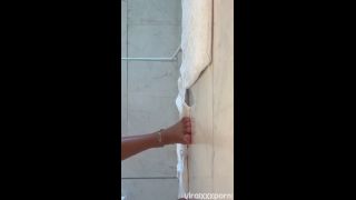 Mia Khalifa  Porn Mia Khalifa Gets Naked Oiled Up Teasing in Her Arab XXX Star Video-4