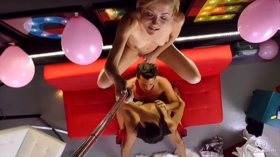 Sicilia, Susy Gala Consolation FFM Fuck For Busty Brunette Coming From (Big Tits porn)