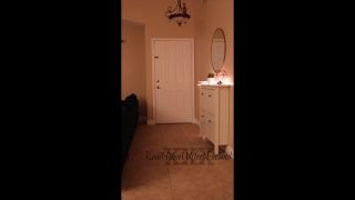 free xxx video 4 Wife flashes pizza guy – RHWofFinland - flashing - voyeur -3