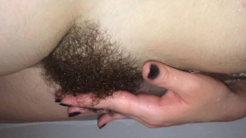 M@nyV1ds - suzyscrewd - Wet Bush