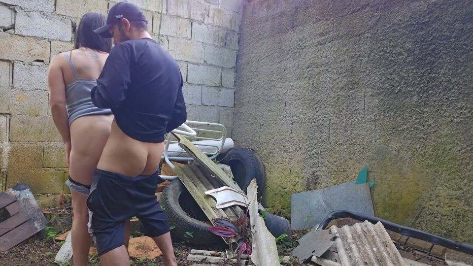 Kasallpimentas - She said just look... but look what happened!" In A Vacant Lot