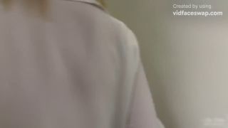 Margot Robbie Supermarket Surprise: Customer's Lucky Encount-1