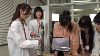 Japan's Top Actresses: Yoshii Ayaha, Kajio Uka & More Expose-2