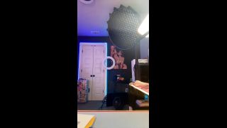 Violet Brandani bNbZZ2MyUKimRhh4E11L3Dk1vSkWBrLN-3