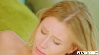 Lily Blossom - Huge Cock Fucked SD (Amateur porn)-3