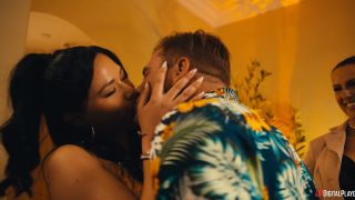 Scarlett Alexis: Explicit Couples Action in 2K | The Last Resort Ep 4-1