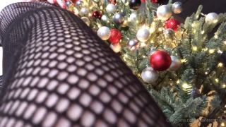 Dont Spy On Freya starring Freya Larger Than Life (Femdom porn)-4