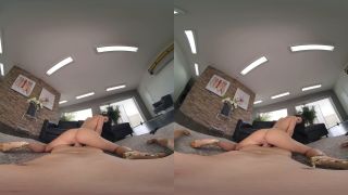 Video Zuzu Sweet  Smilling Tease 1920p UltraHD/4K-9