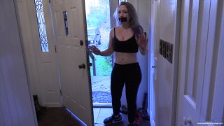 Vonka Romanov - Surprising An Intruder Quick View Porn - ...-3