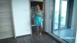 [MorePOV] Cherry Kiss Bratty Blonde In My Bathroom [06.06.24] [1080p]-1