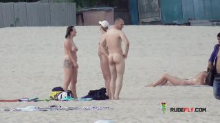 Nice girls on nude plage of the south of  France.-1