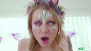 Sugar Plum Snatch SmallTits!-5