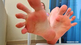Goddess Vanessa - Under Bikini Giantess Feet (Feet porn)-5