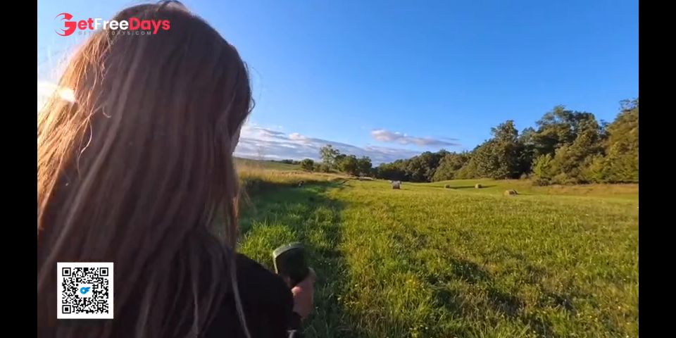 [GetFreeDays.com] Fucking in a hayfield in Southern Michigan Adult Leak January 2023