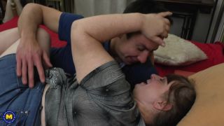 Curvy mature Joella loves having her younger lover give it to her-1