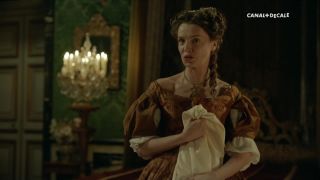 Anna Brewster – Versailles s02e07 (2017) HD 1080p - (Celebrity porn)-4