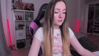 Vampire Seduction: Sultry Nocturnal Passion Thrills Await-2