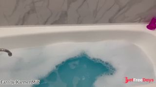 [GetFreeDays.com] Big Ass, Takes A Bath, Fucks Herself and Ends Up Squirting With Orgasm Sex Stream January 2023-0