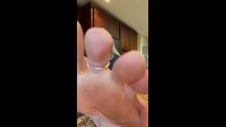 xomaddykxo – 2021-12-13 – 2300973984 Foot-6