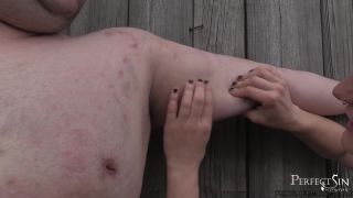 free video 9 fetish kitsch femdom porn | Miss Flora – Little Evil Bites | fetish-3