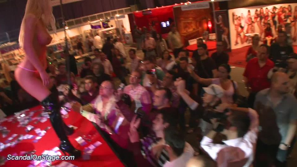 ScandalonStage buchuresti 11 04 (mp4)